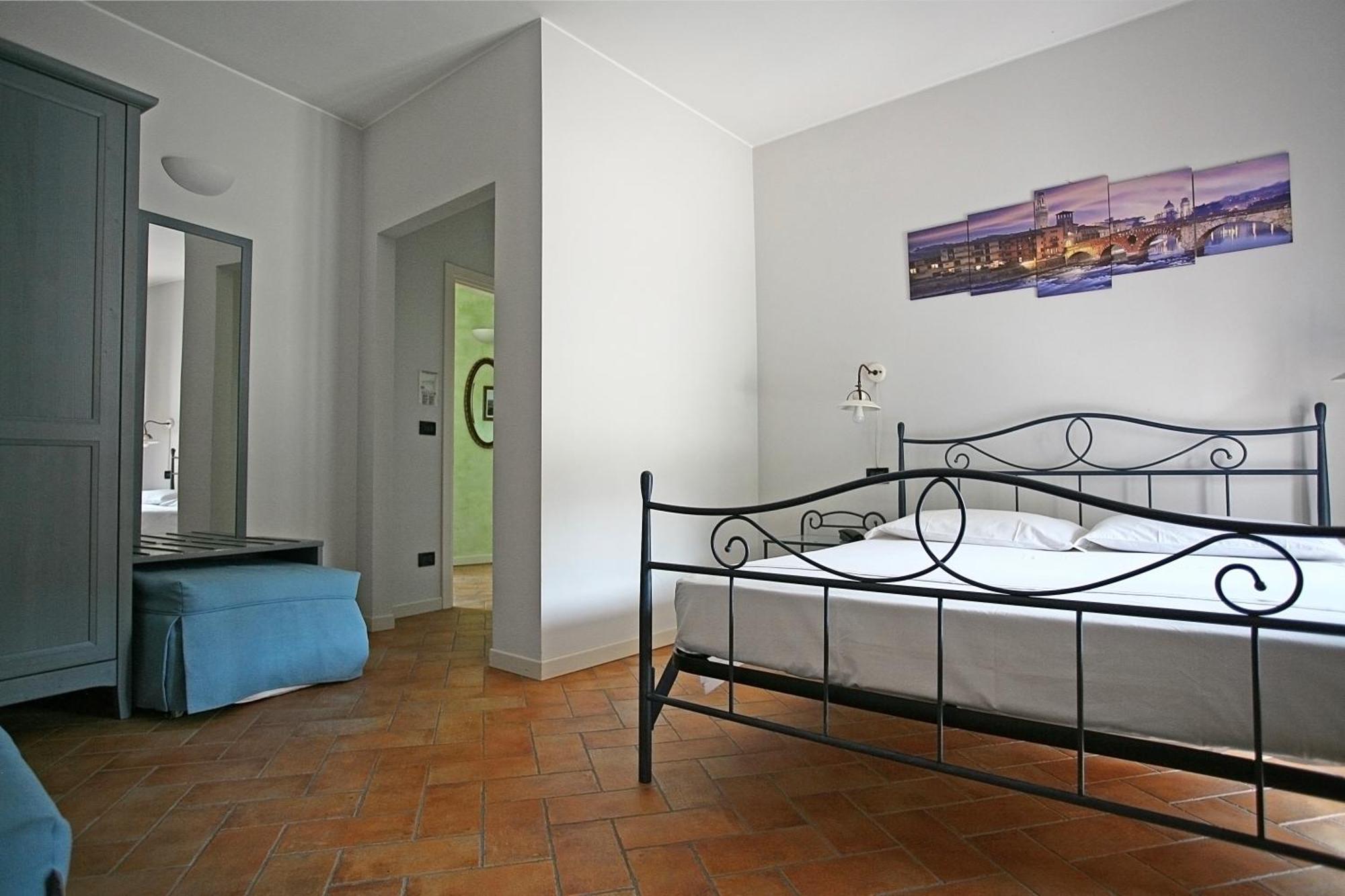 Hotel Antichi Cortili Dossobuono Bagian luar foto