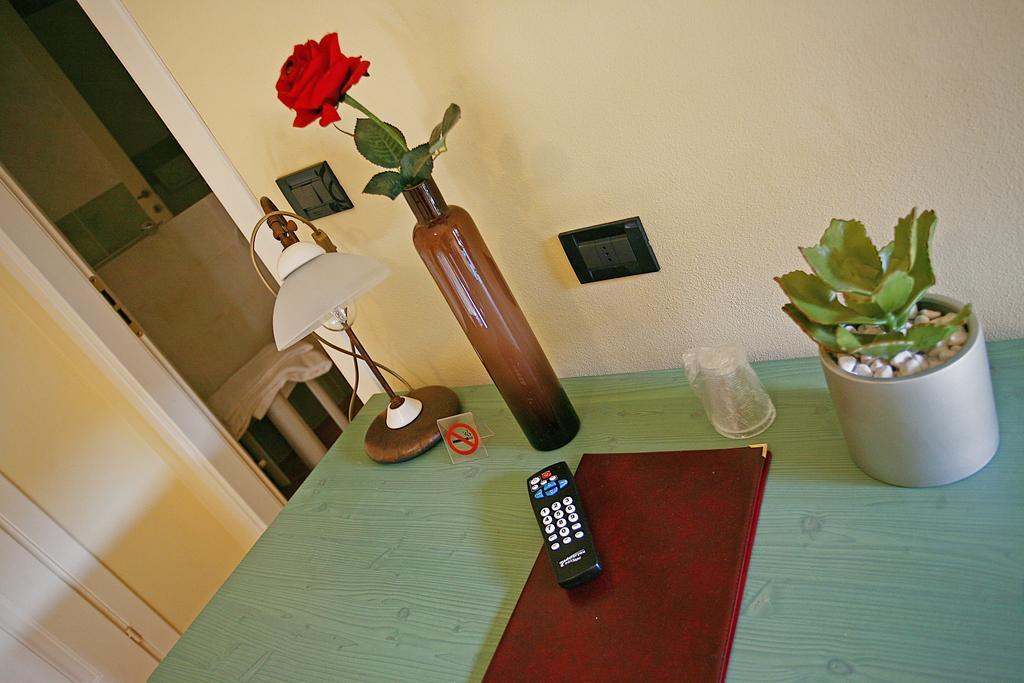 Hotel Antichi Cortili Dossobuono Bagian luar foto