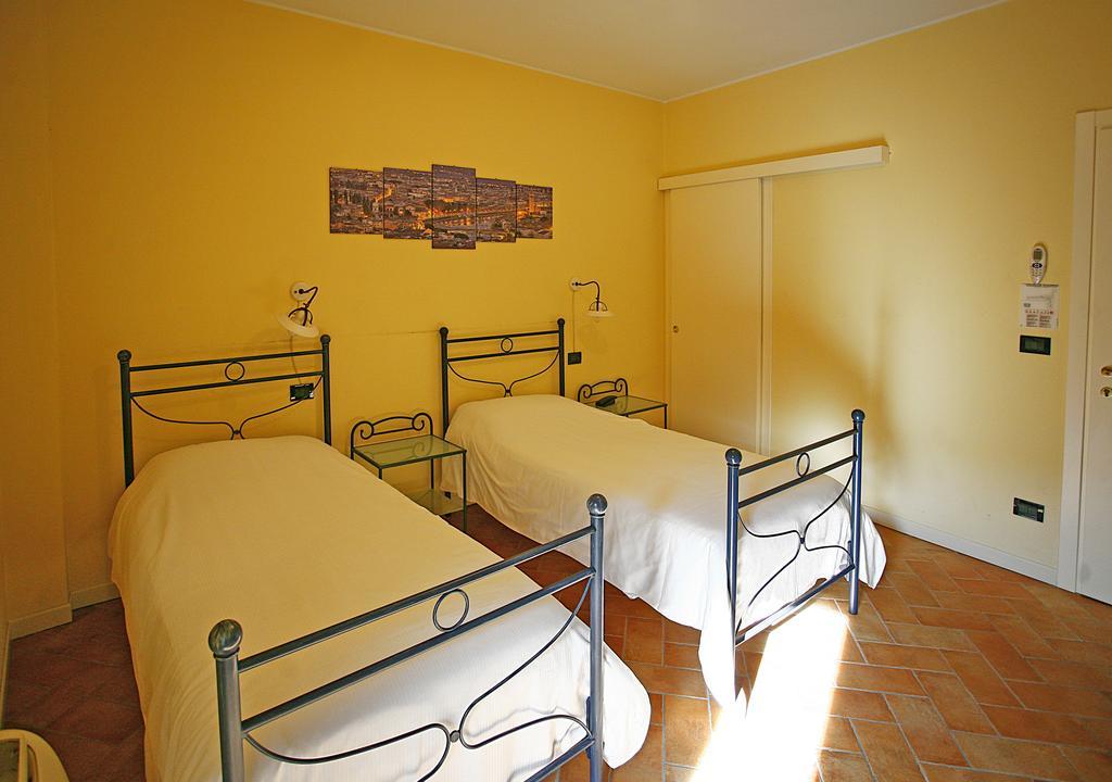 Hotel Antichi Cortili Dossobuono Bagian luar foto